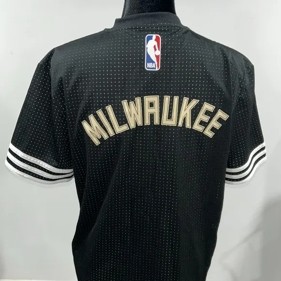Adidas Milwaukee Bucks Jersey - Image 2