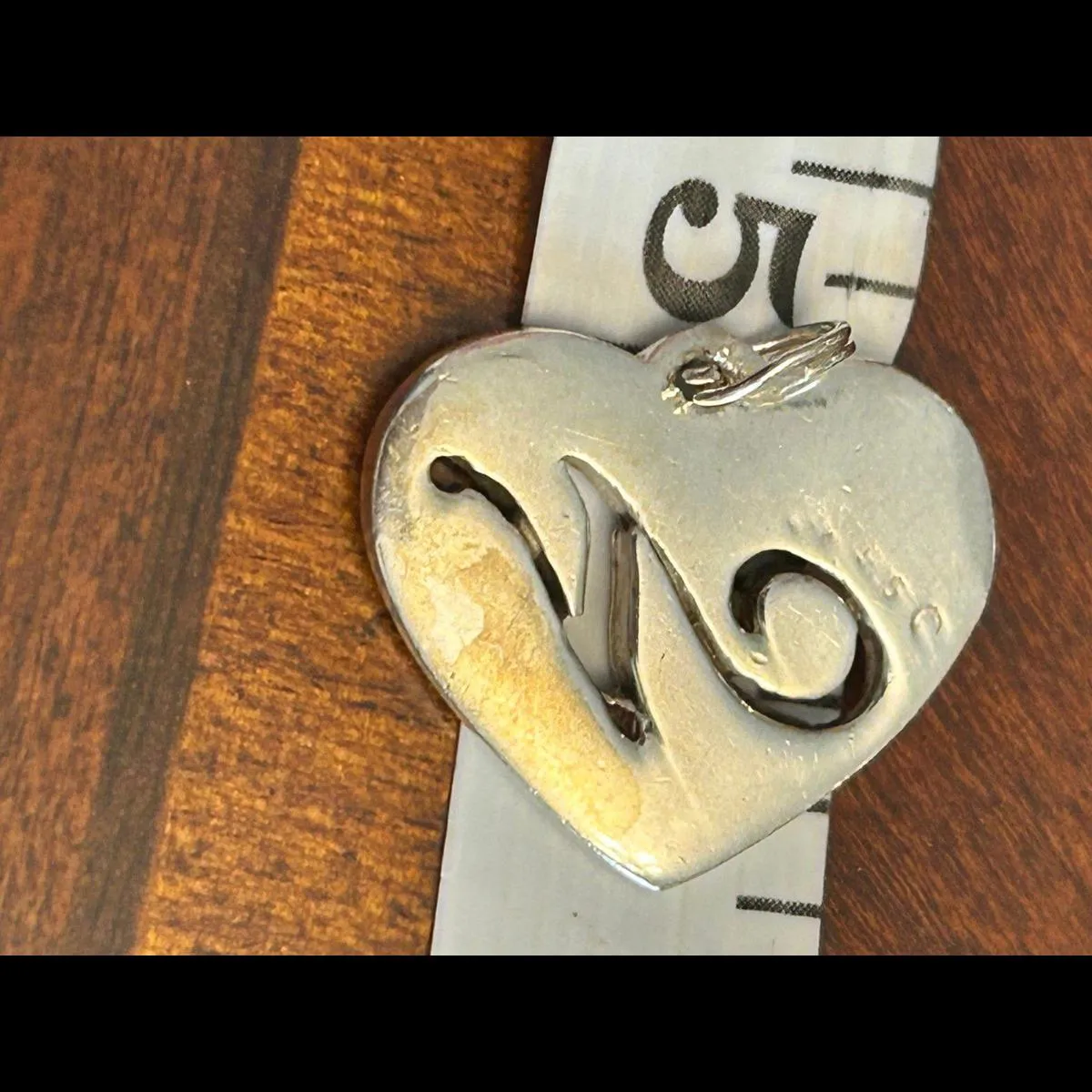 Silver plated charm pendant letter n - Image 2