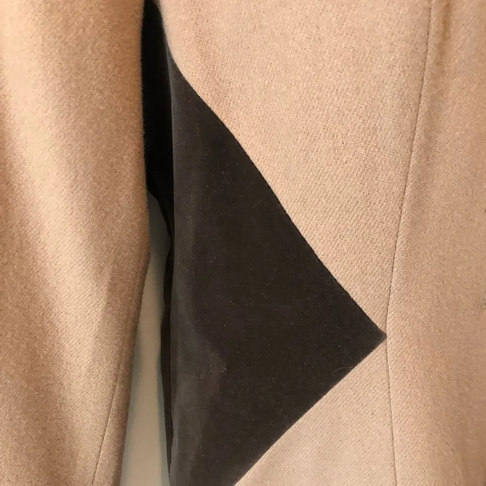 VTG 90’s Urban Wool Lined Pea Coat 10 Velvet Detail Padded Shoulder Button Up Brown - Image 7