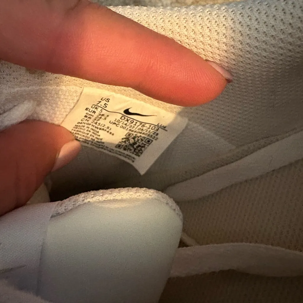 Nike Gamma Force Sneakers - Image 5