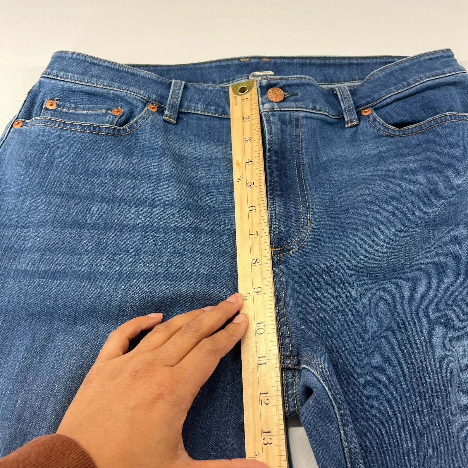 L.L. Bean BeanFlex Jeans Womens 16 Blue Denim Stretch Favorite Fit Straight Leg Size 16P - Image 12