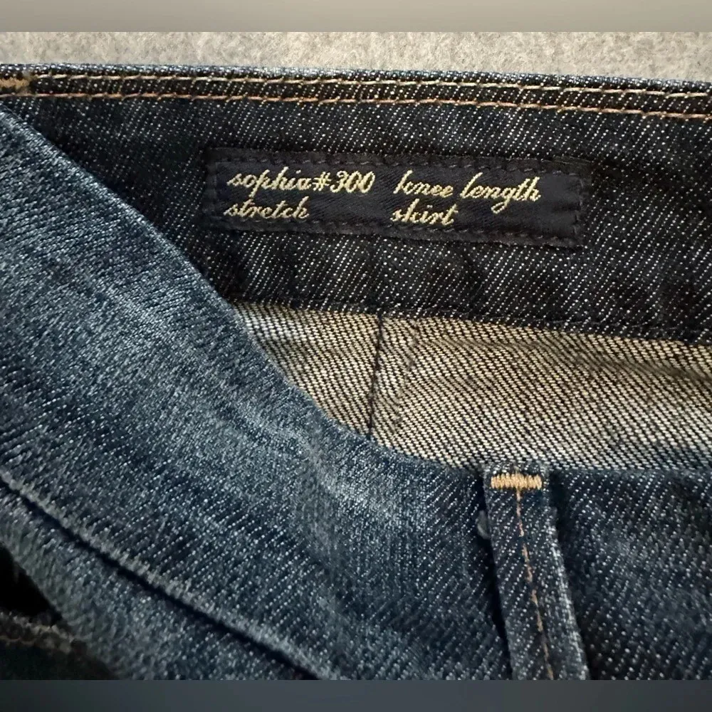 Citizens of Humanity denim knee length skirt  Sophia #300 stretch size 27 - Image 4