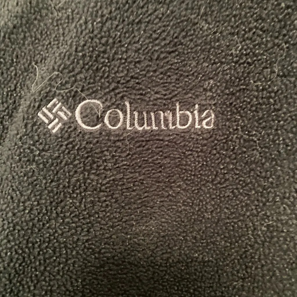 Columbia AXO  pull over - Image 3