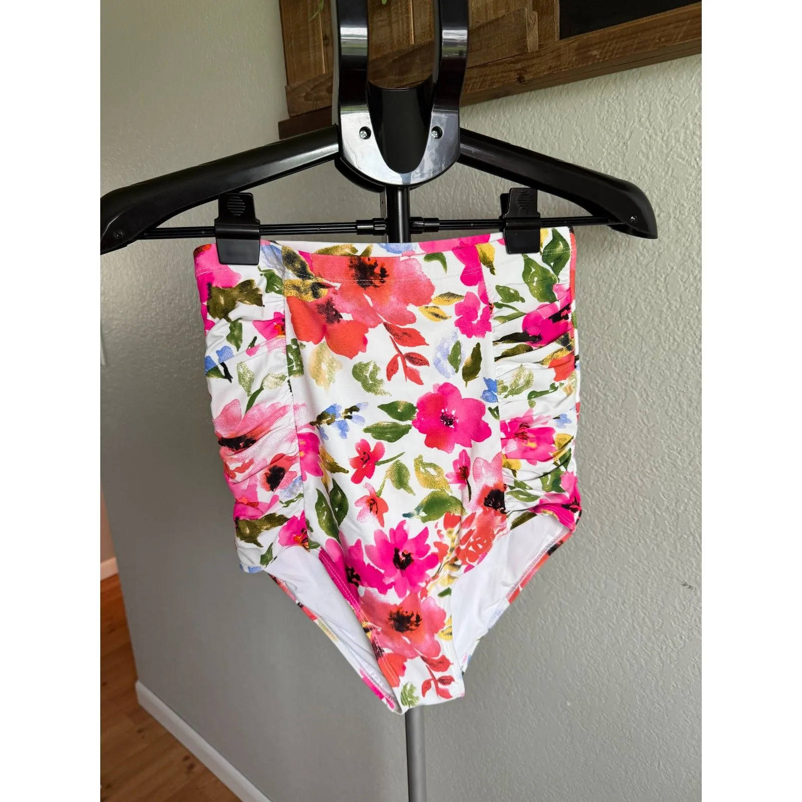 NWOT Coral Reef Swim Sun Baked Bottoms Pink Floral Super High Waisted 8/10 - Image 2