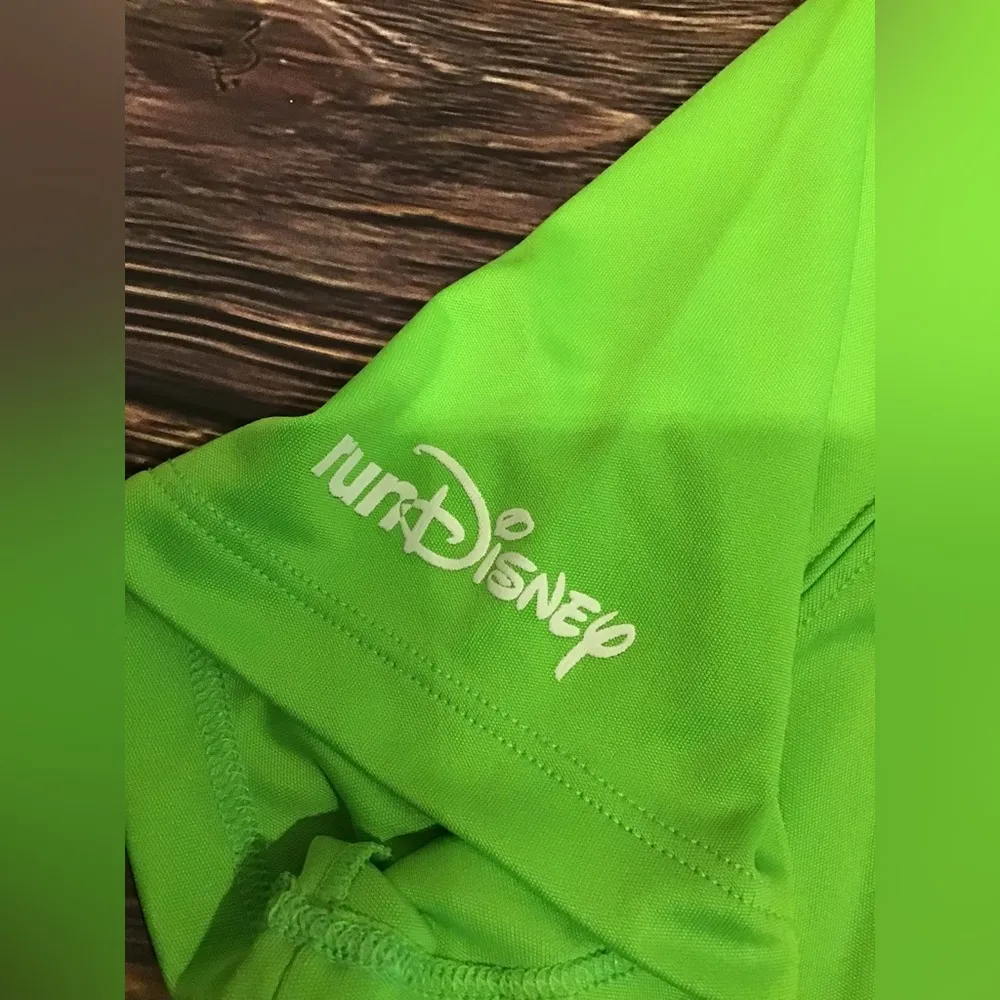 Run disney 2019 princess enchanted 10k womans shirt size XS champion - Image 4