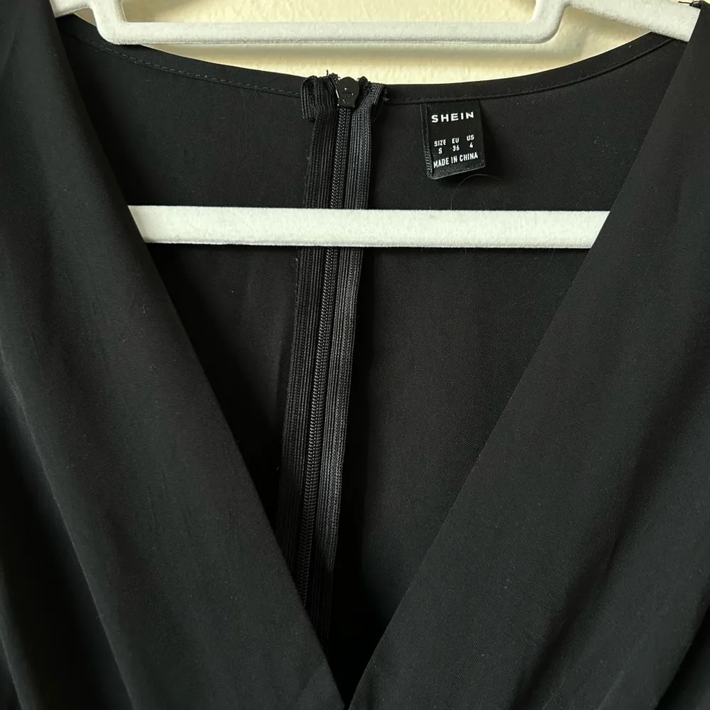 NWOT SHEIN Small Little Black Dress Balloon Sleeves Plunge V Neck Fall Winter - Image 3