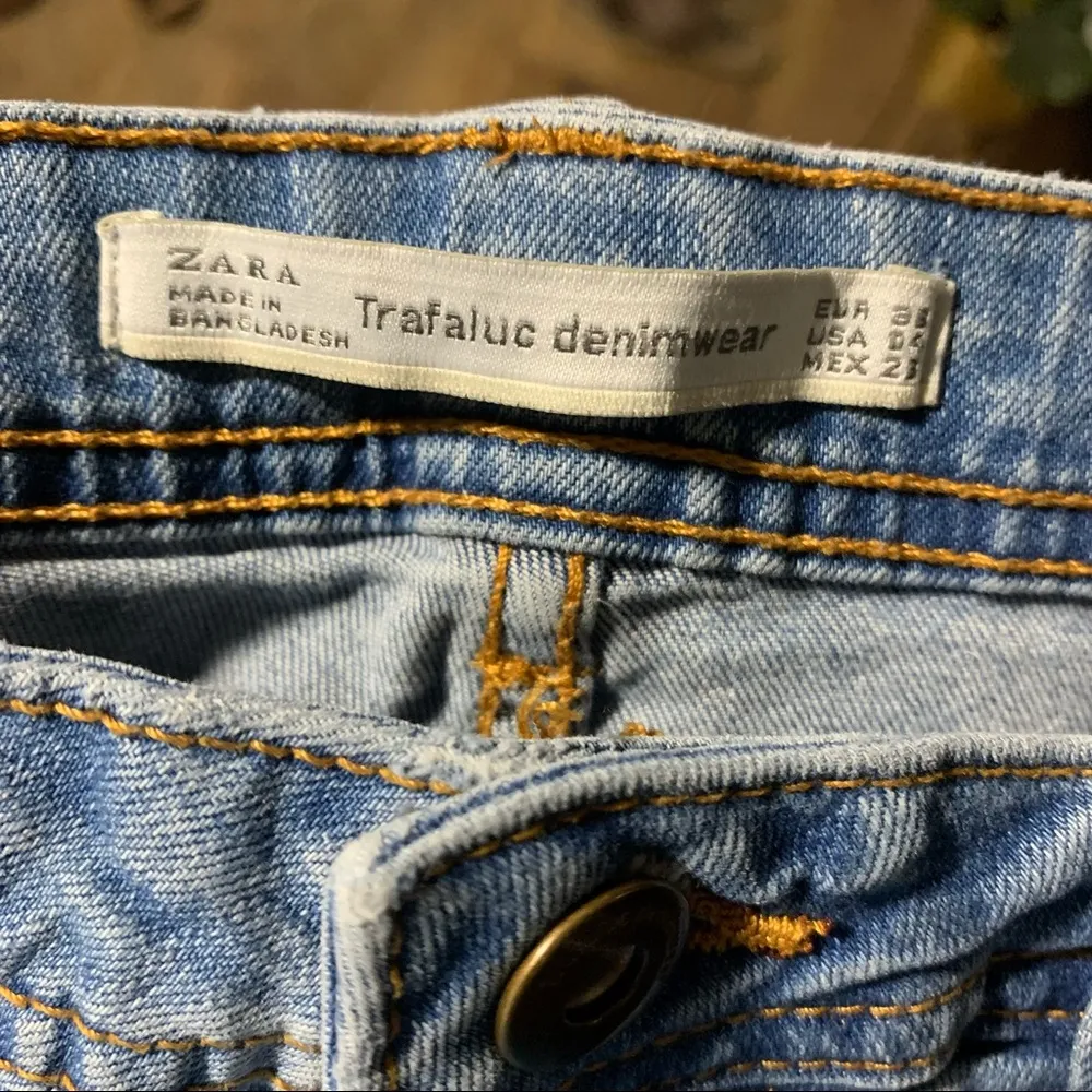 Zara Trafaluc denim wear jeans size 4 - Image 3