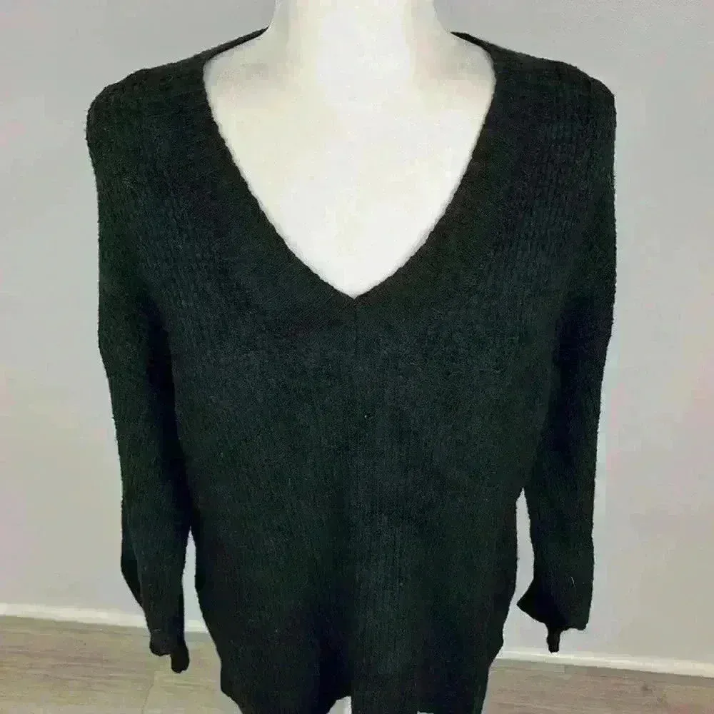 American Eagle Black V-Neck Oversized Sweater Size XS - Image 2
