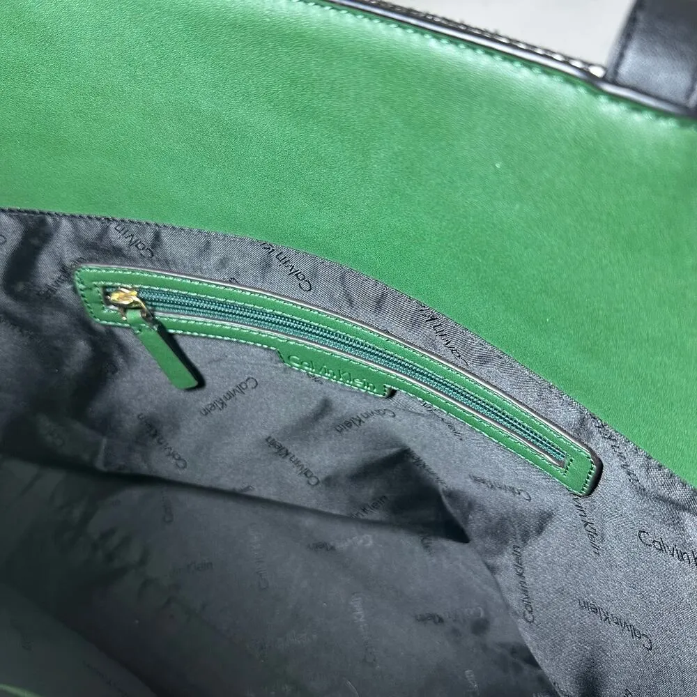 Calvin Klein Ashlynn Raffia Extra-Large Cut Out Hardware Tote Black White Green - Image 6