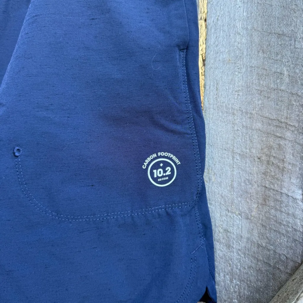 Allbirds Women's Natural Run
Shorts True Navy - Image 6