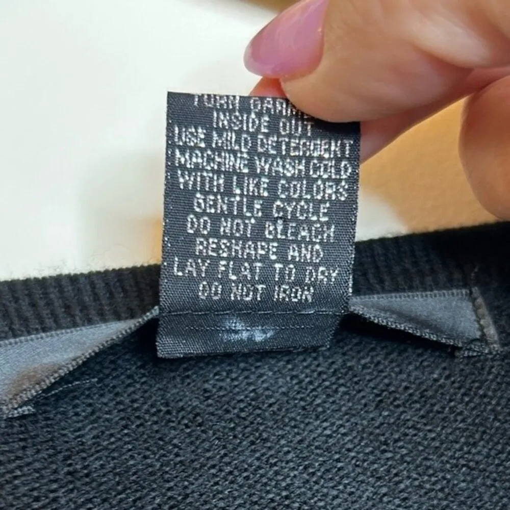 NEW Black and Silver Sparkly Cárdigan size Small - Image 6