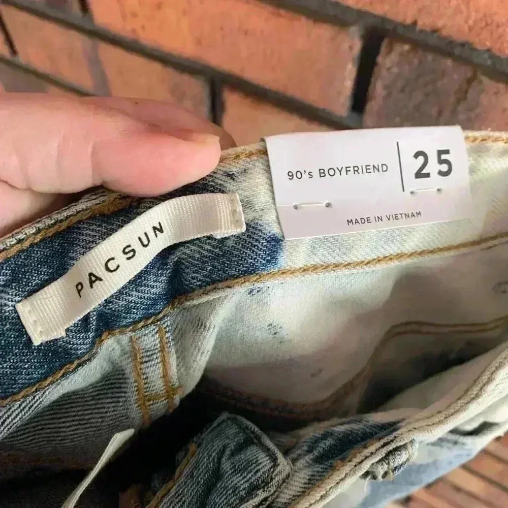 PacSun Women’s 90’s Boyfriend Jeans - Image 5