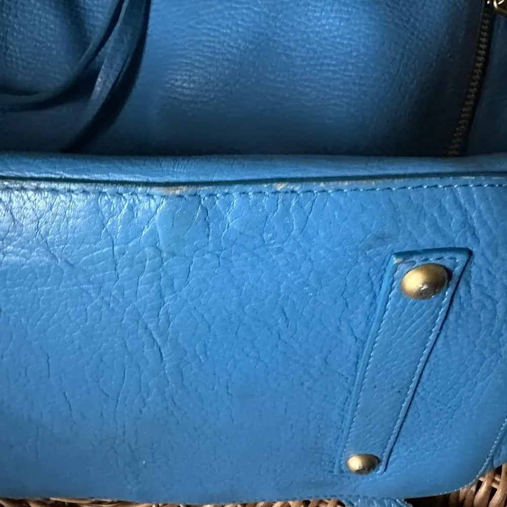 LK Bennett Baby Blue Satchel/Crossbody Handbag - Image 9