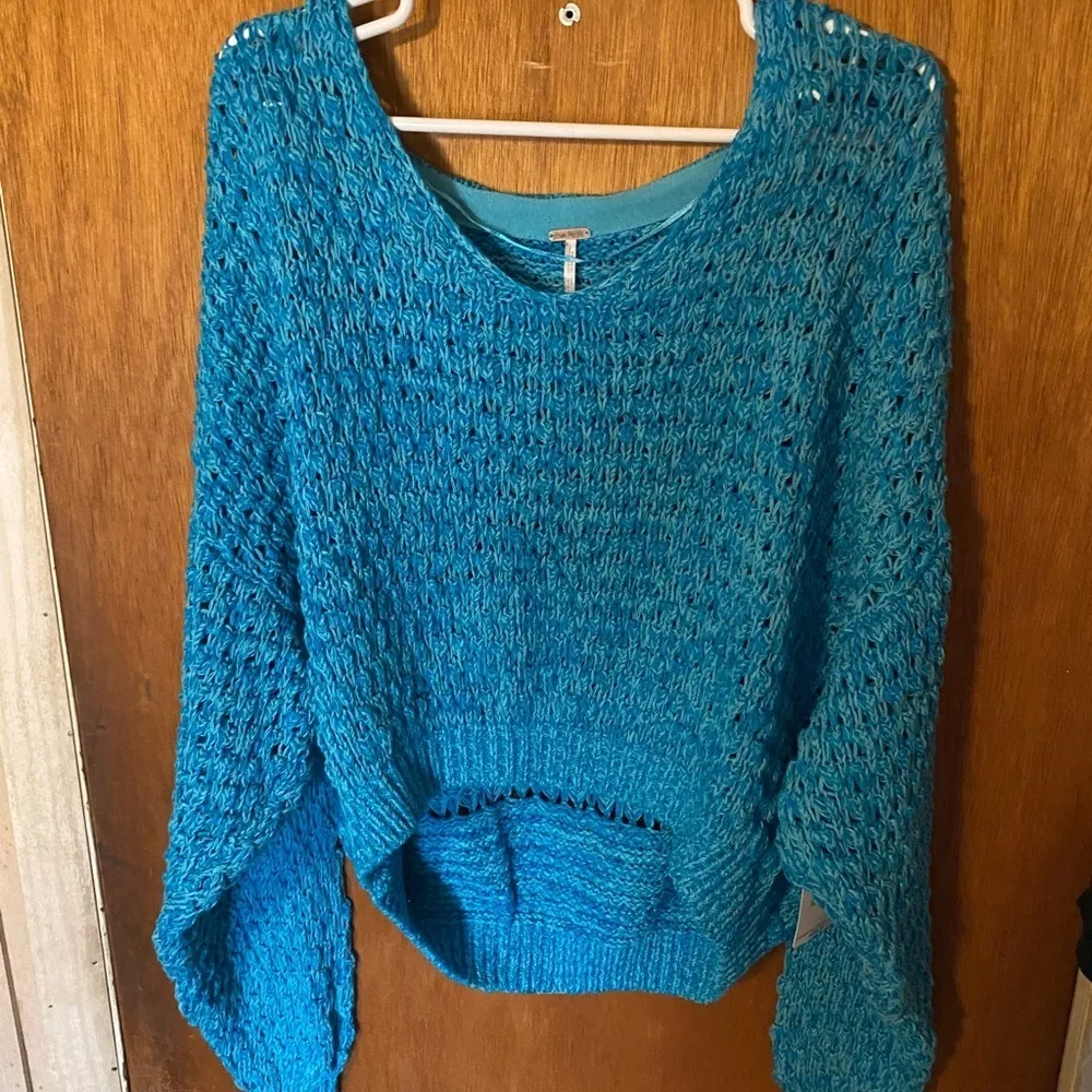 Free  people sweater - Image 4