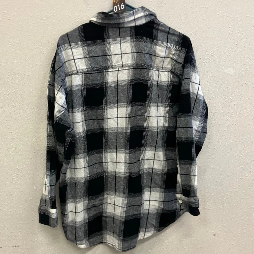Old navy the boyfriend shirt black & white plaid button down long sleeve large 7 - Image 5