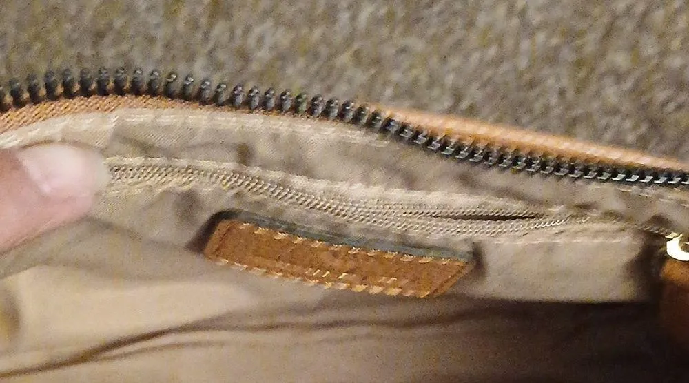 NWOT  brown pebble leather hand bag - Image 7