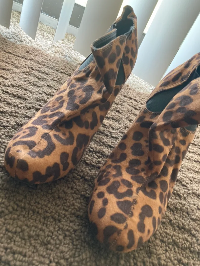 Cheetah Boots Booties - Image 3