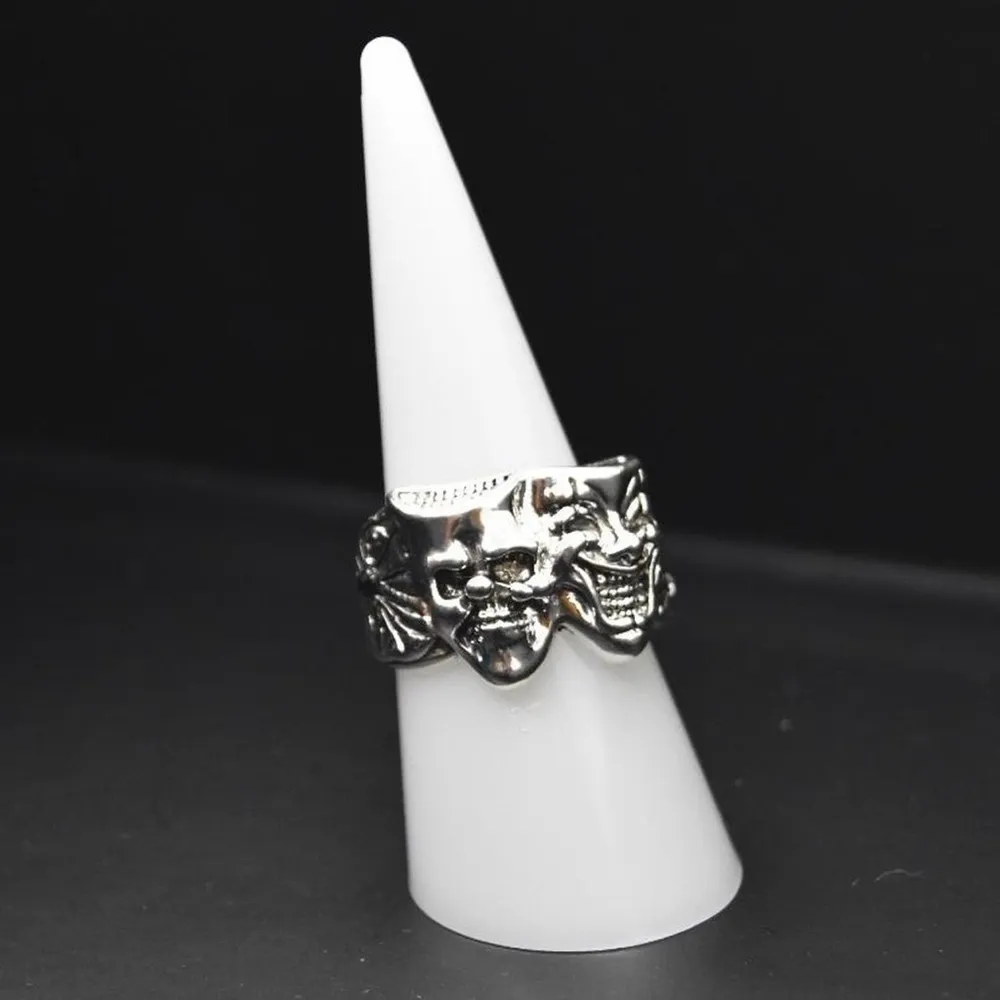 Gothic Joker Mask Ring Silver Size 8 - Image 2