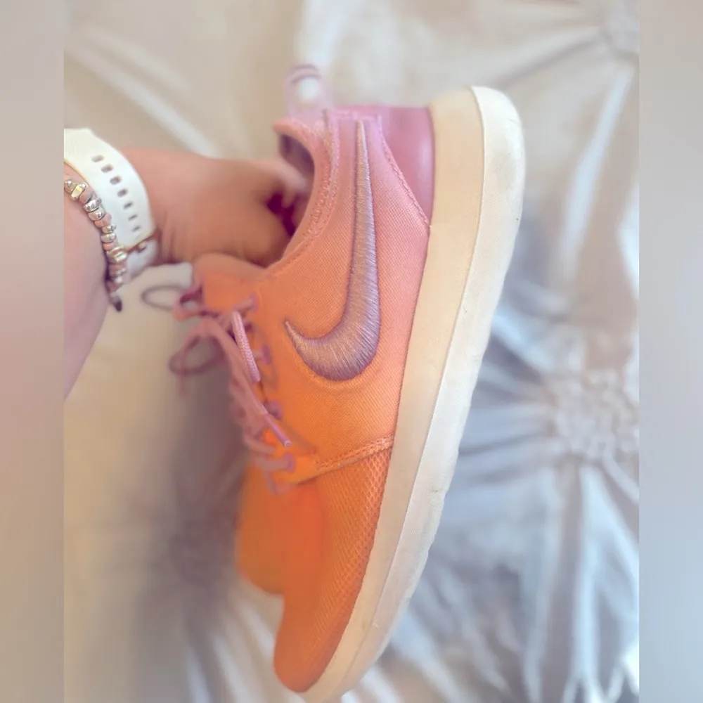 | colorful training shoes - Image 2