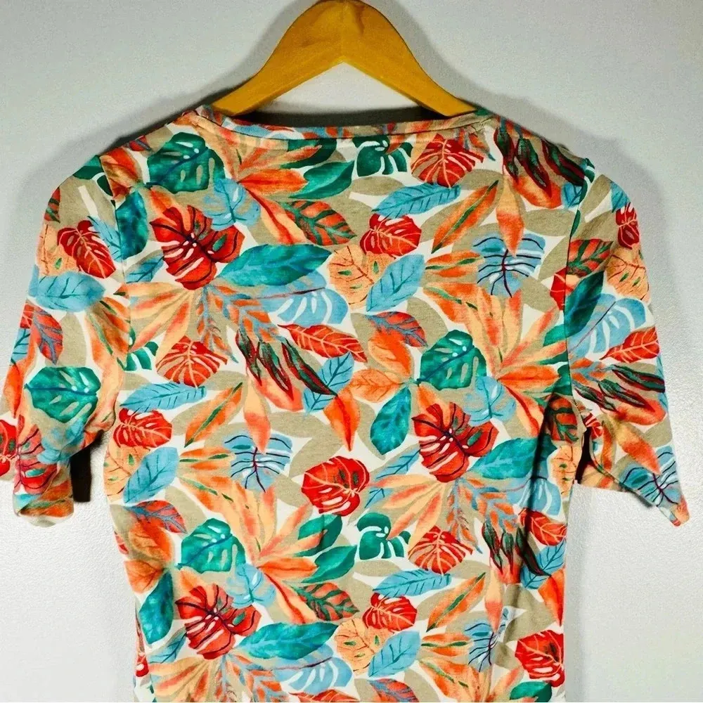 Chico's Colorful Floral Crew Neck 100% Cotton Short Sleeve T-Shirt Size Small - Image 6