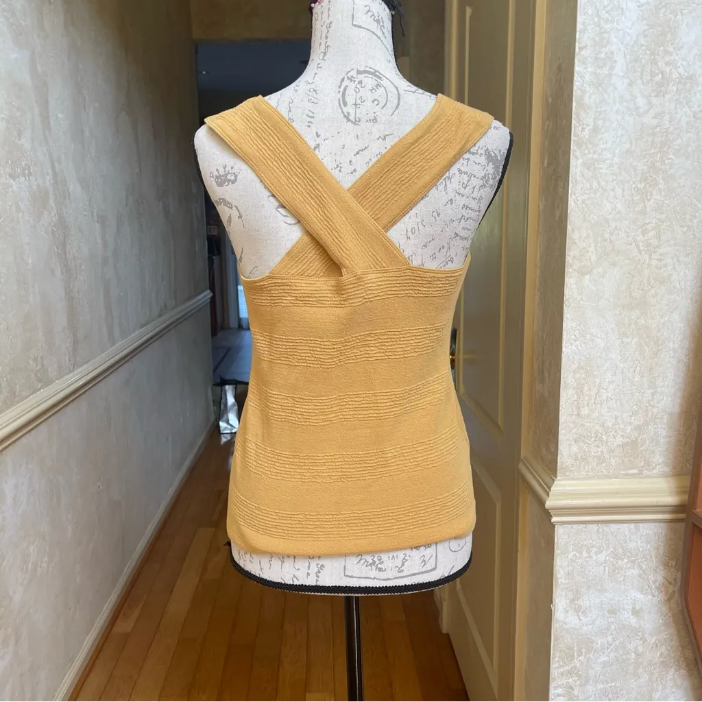 Anthropologie Maeve Crossback Tank in Yellow. NWOT. Size Medium . Retail- $88 - Image 6