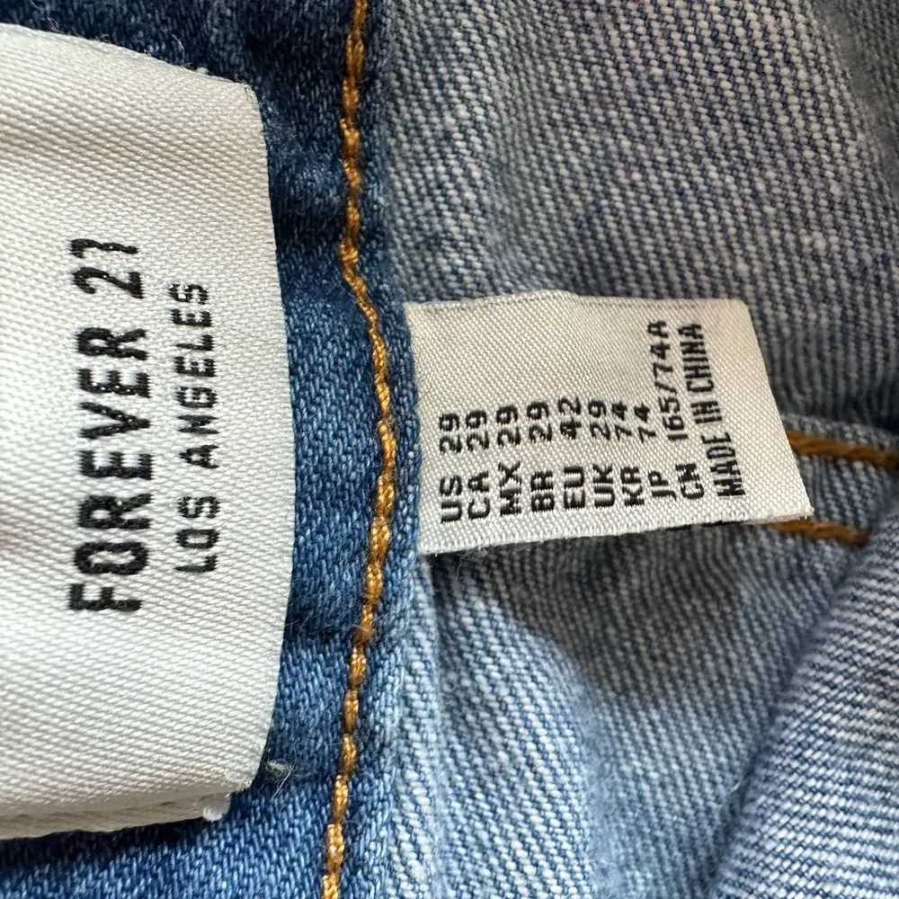 Womans forever 21 denim skirt - Image 3