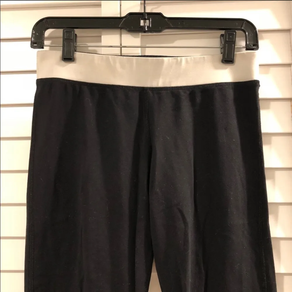 Lululemon Cropped Leggings - Image 6