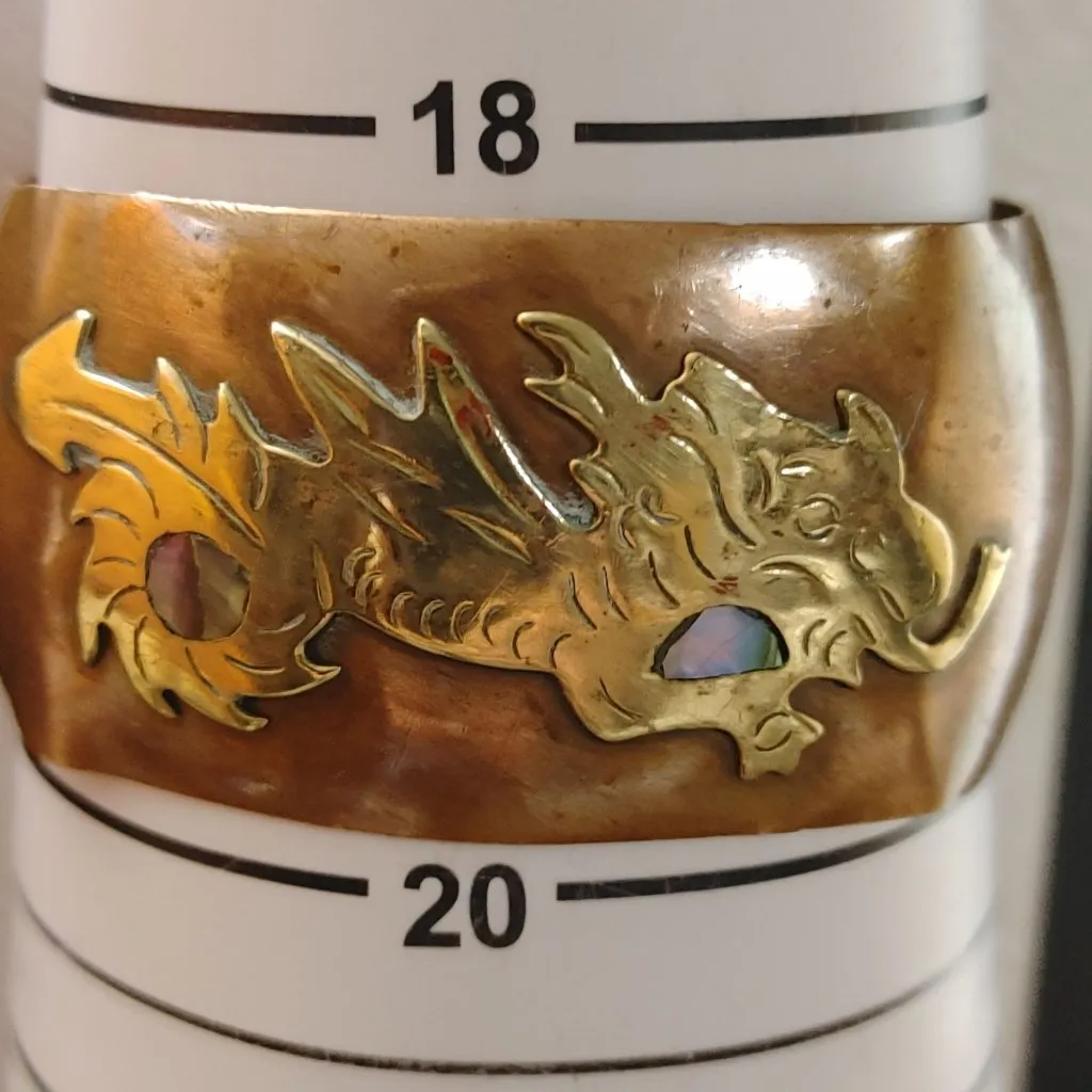 Dragon Mexican Copper Cuff Bracelet MCM Vintage Brass Dragon Abalone 1 Inch Wide Size M - Image 6