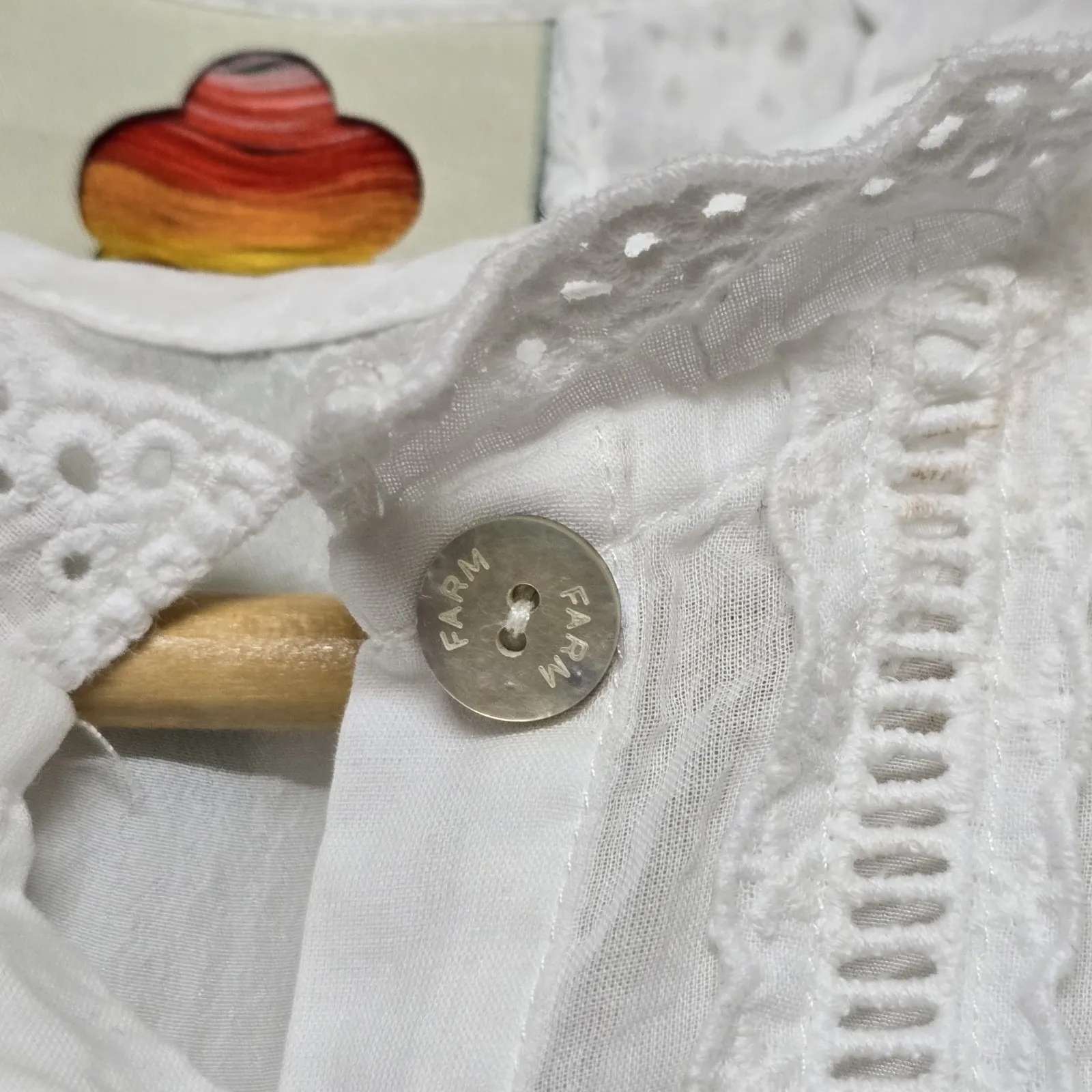 Farm Rio Off White Sleeveless Cotton Eyelet Scalloped Collar Button Blouse Top M - Image 5