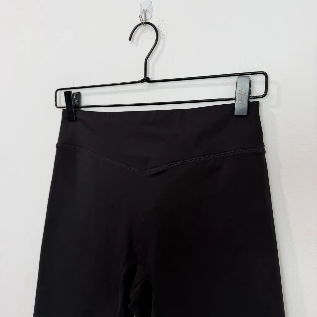 Vitality Volley Black Athletic Biker Shorts Size Medium - Image 3