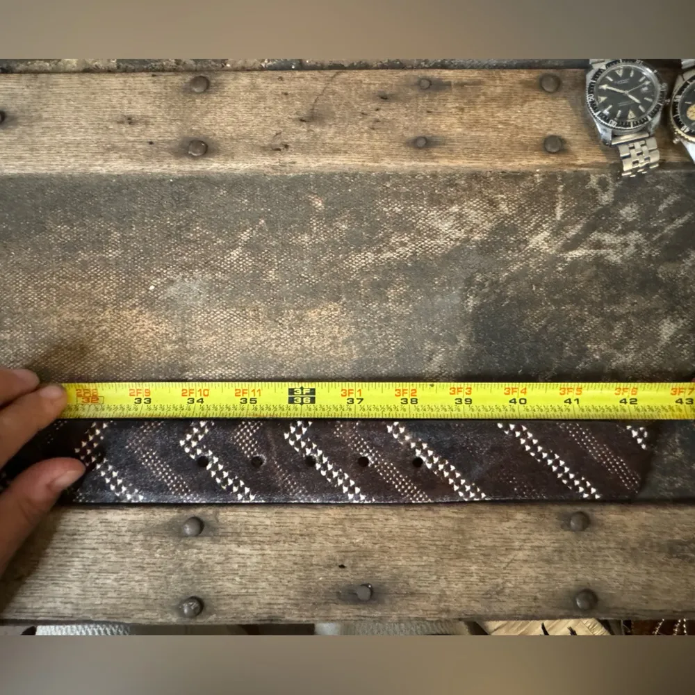 Vince Camuto Large  Cowhide Belt - Image 4