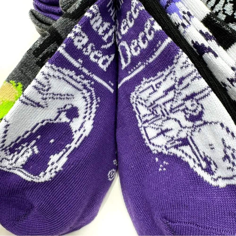 Beetlejuice Womens No Show Socks 80s Movie Film Lydia Deetz Fun Novelty Gift Purple - Image 4