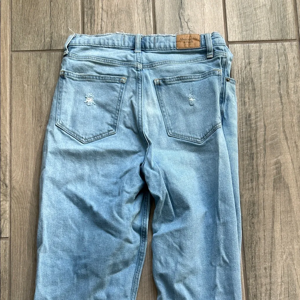 Abercrombie & Fitch Light Blue 90s straight ultra High Rise Jeans - Image 6