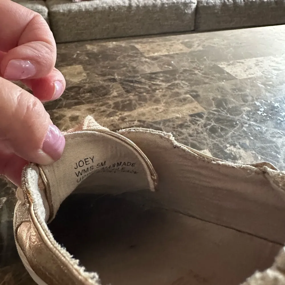 Women's Metallic Sneakers - Image 6