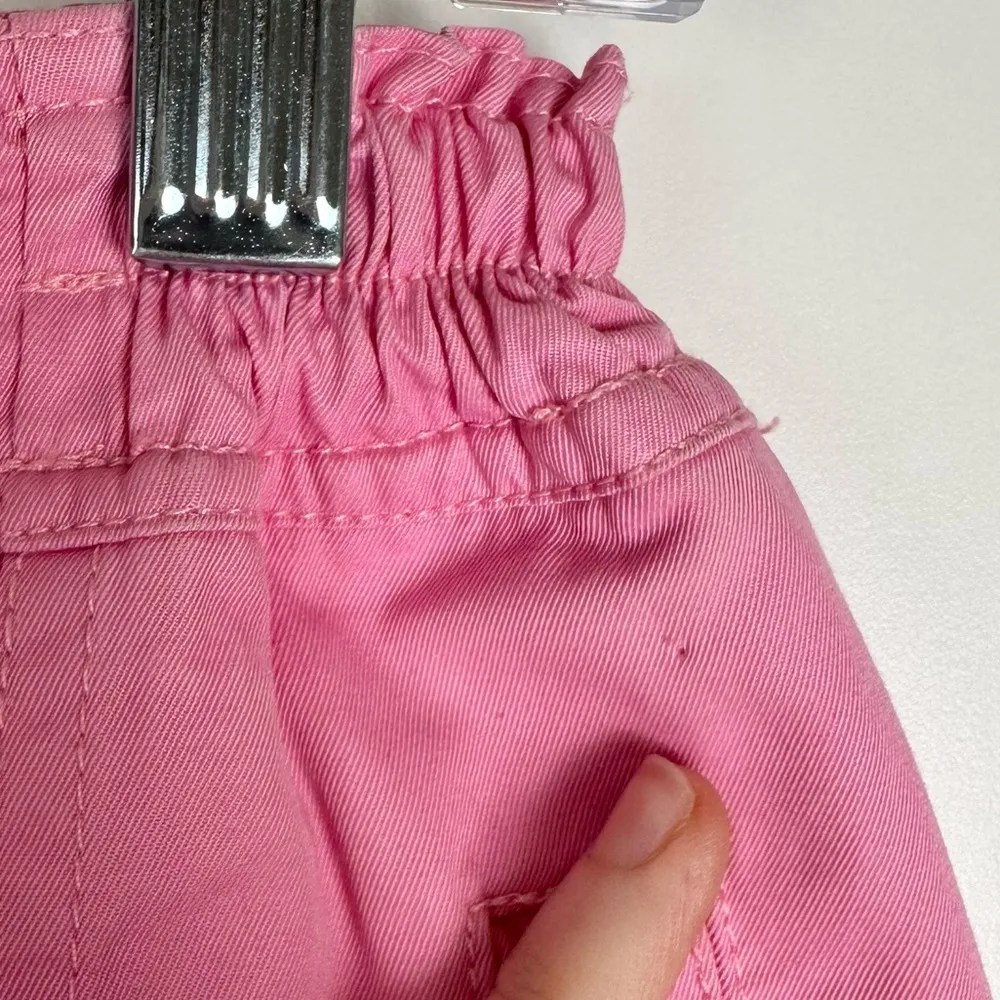 Skims Outdoor Woven Pants in Bubblegum - Image 10