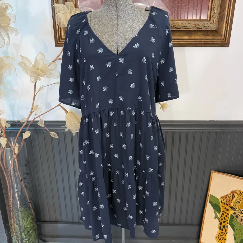 NWT Old Navy V-Neck Mini Swing Dress in Navy Floral ~ Size XL 💚🍄 - Image 3