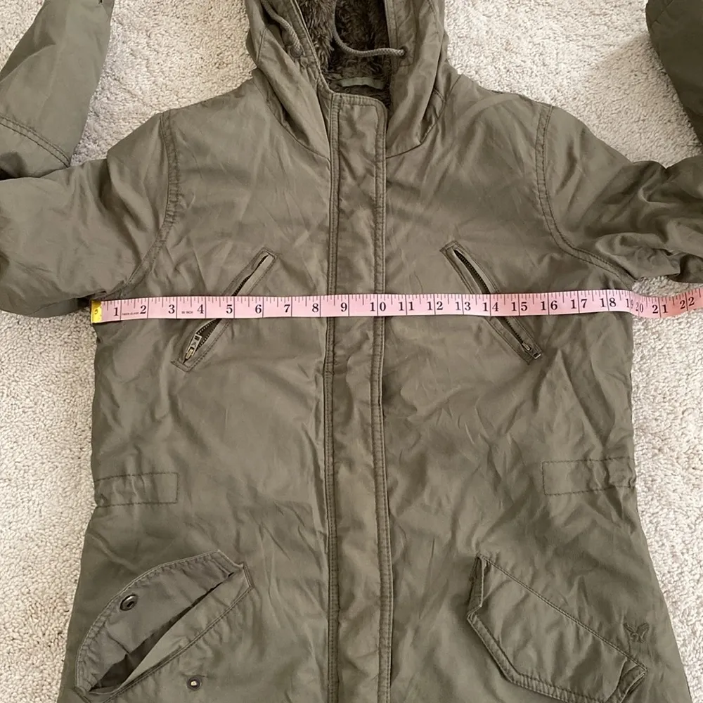 American Eagle Parka With Hood Military Green Faux Fur Quilted Lined Size XS - Image 13