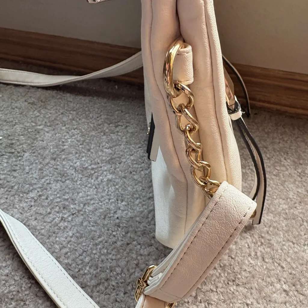 White Faux Leather Crossbody Bag Jessica Simpson Gold Chain Accent - Image 12