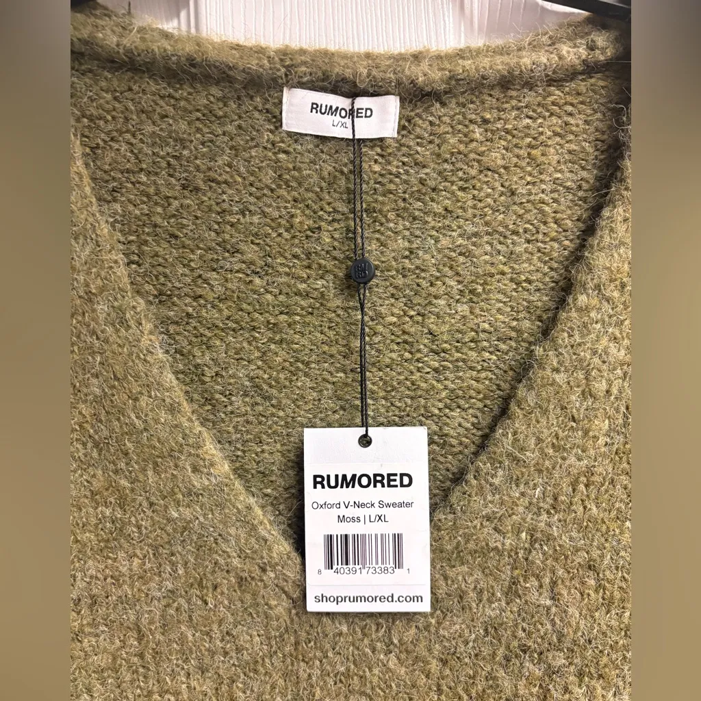 NWT Rumored Wool Blend Green V - Image 2