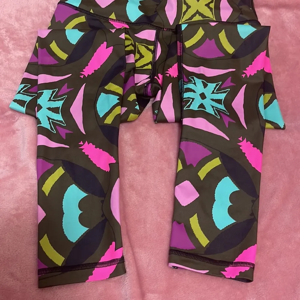 Victoria Secret- size small - Image 5