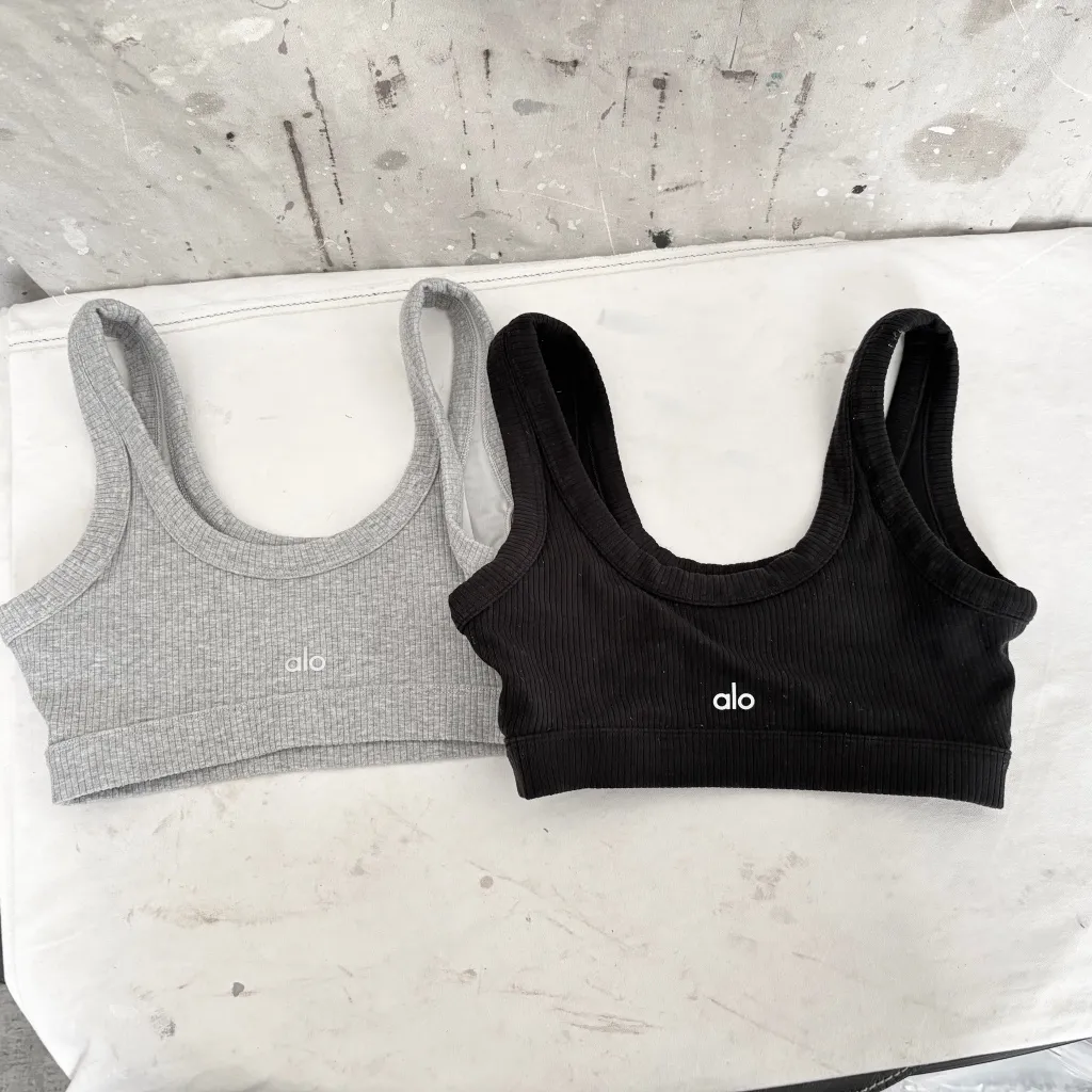 Bundle of Two Alo Yoga Wellness Bras - Image 3