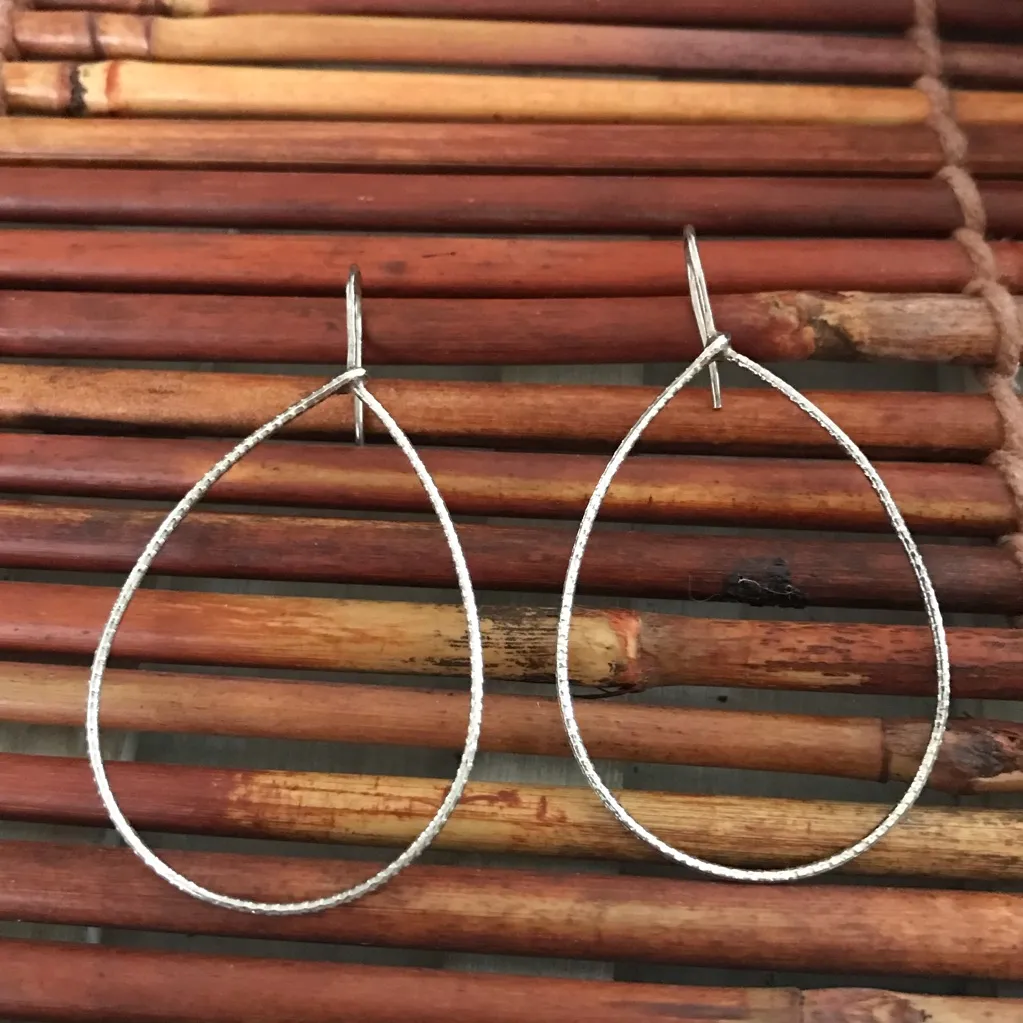 Silpada Sterling Silver Slim Hoop style earrings - Image 4
