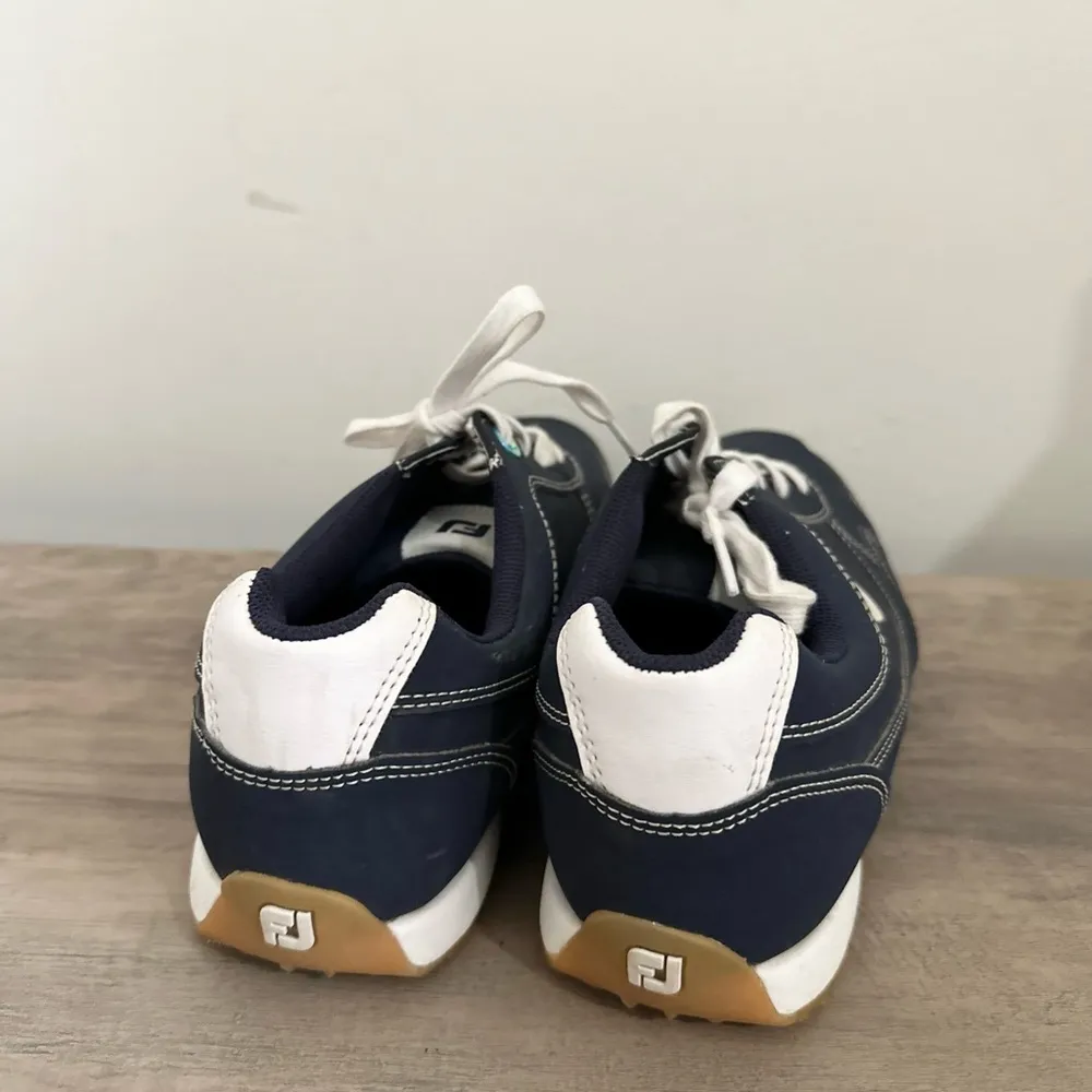Footjoy Sport Retro 92387 Womens Navy Spikeless Golf Shoes Size 9M EUC - Image 2