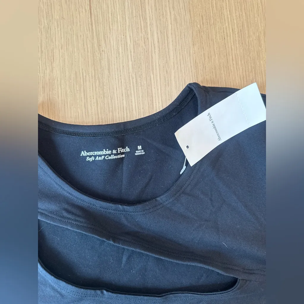 NWT Abercrombie and Fitch SOFT AF Cut Out Bodysuit  Medium  2117 - Image 5
