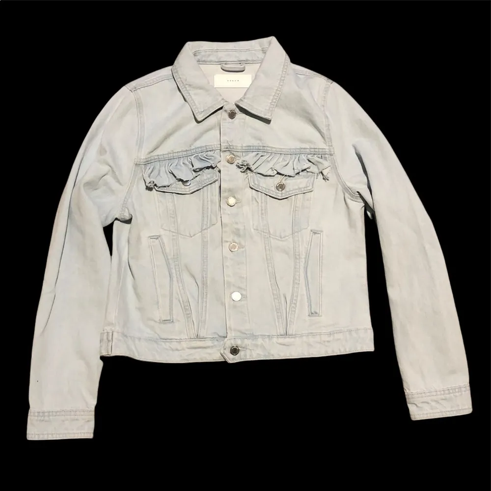 BLANK NYC  Sign Your Name Ruffle Jean Jacket L - Image 3