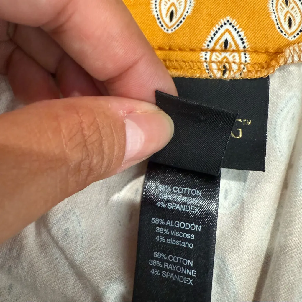 Chico’s So Slimming Patterned Crop Pant‎ Yellow Pull On Size 14 Chico’s 2.5 Crop - Image 4