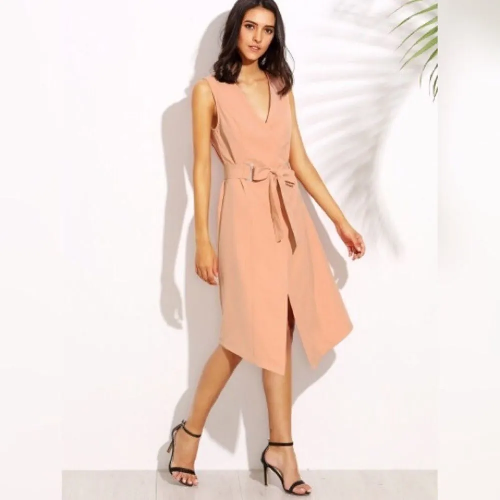 ✨3xHP✨Pink V Neck Tie Waist Sleeveless Outerwear✨ Pink Size M - Image 2