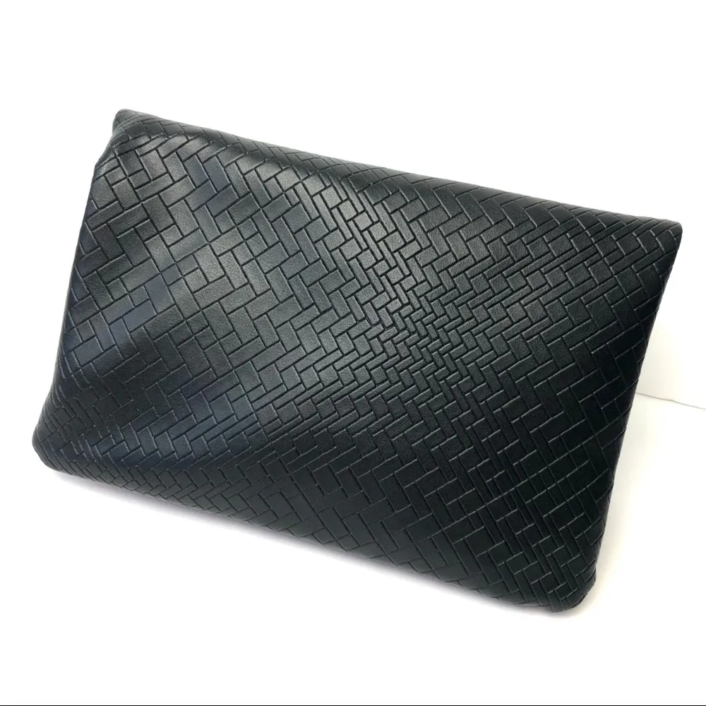 Cole Haan x American Airlines Foldover Zipper Pouch. - Image 9