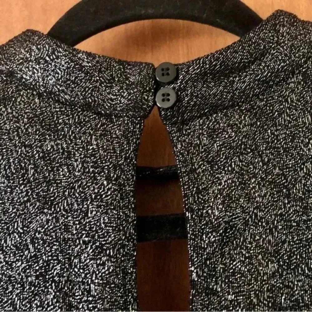 Lucky Brand | Metallic Silver Keyhole Cutout Choker Ruffle Blouse Size XS - Image 5