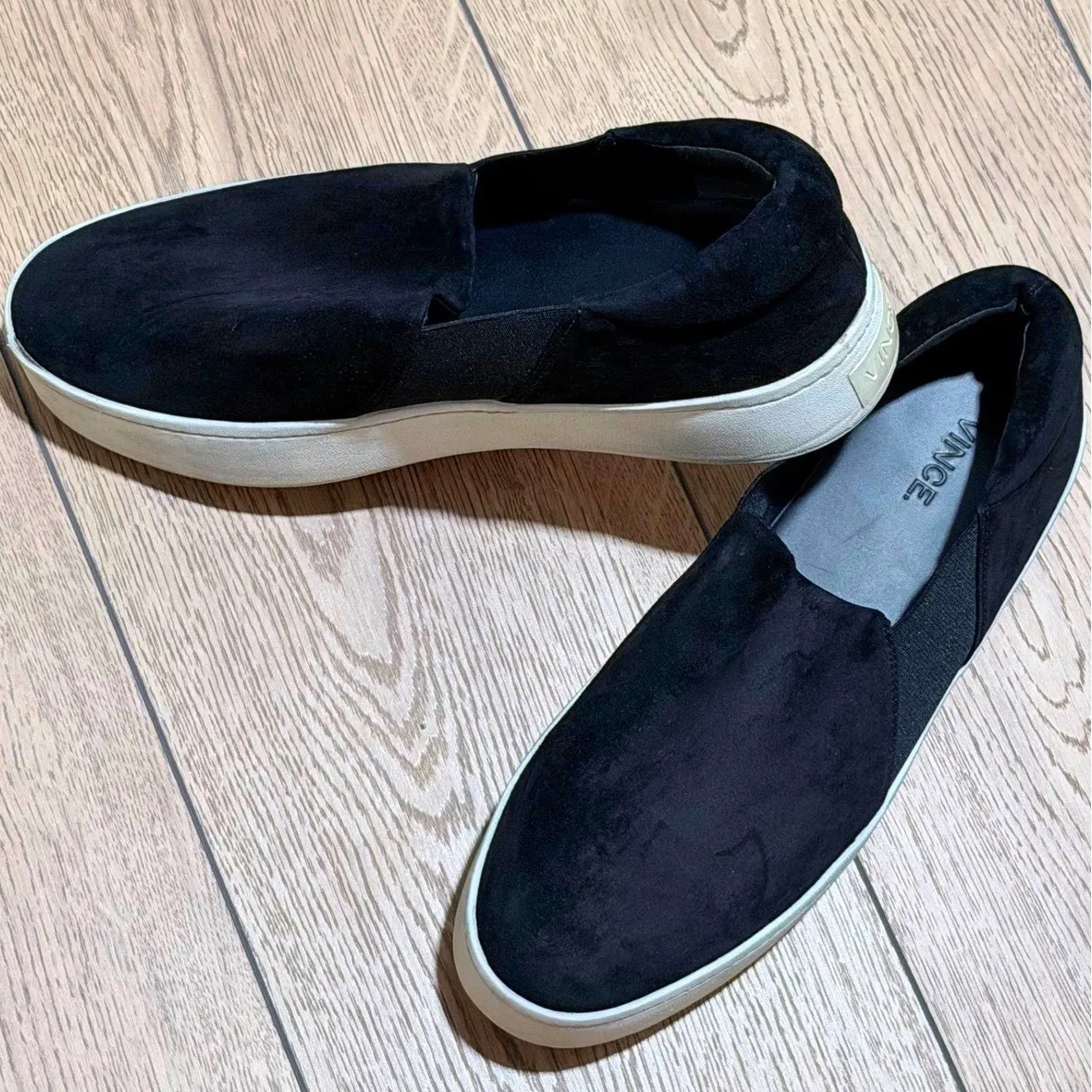 Vince Warren Womens Black Suede Slip On Platform Sneakers Shoes - Image 3